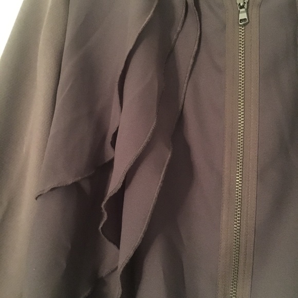 Gap Ruffle Front Jacket - Picture 2 of 2
